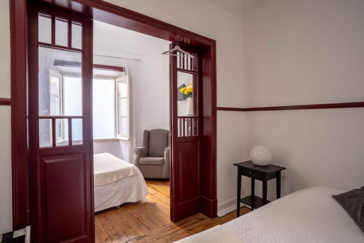 Exclusive Room (II) | WiFi (free), bed sheets