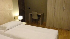 Ảnh chưa phân loại, 4 trong số 66 ảnh, nút