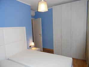 Premium bedding, blackout curtains, free WiFi, bed sheets - Residence Sant'Anna (Ponte San Pietro)