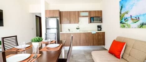 Apartment | Living area | Flat-screen TV
