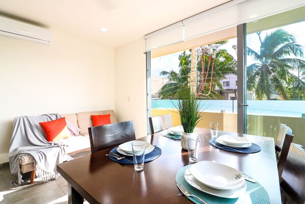 Apartment | In-room dining