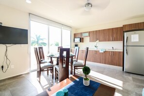 Apartment | Living area | Flat-screen TV