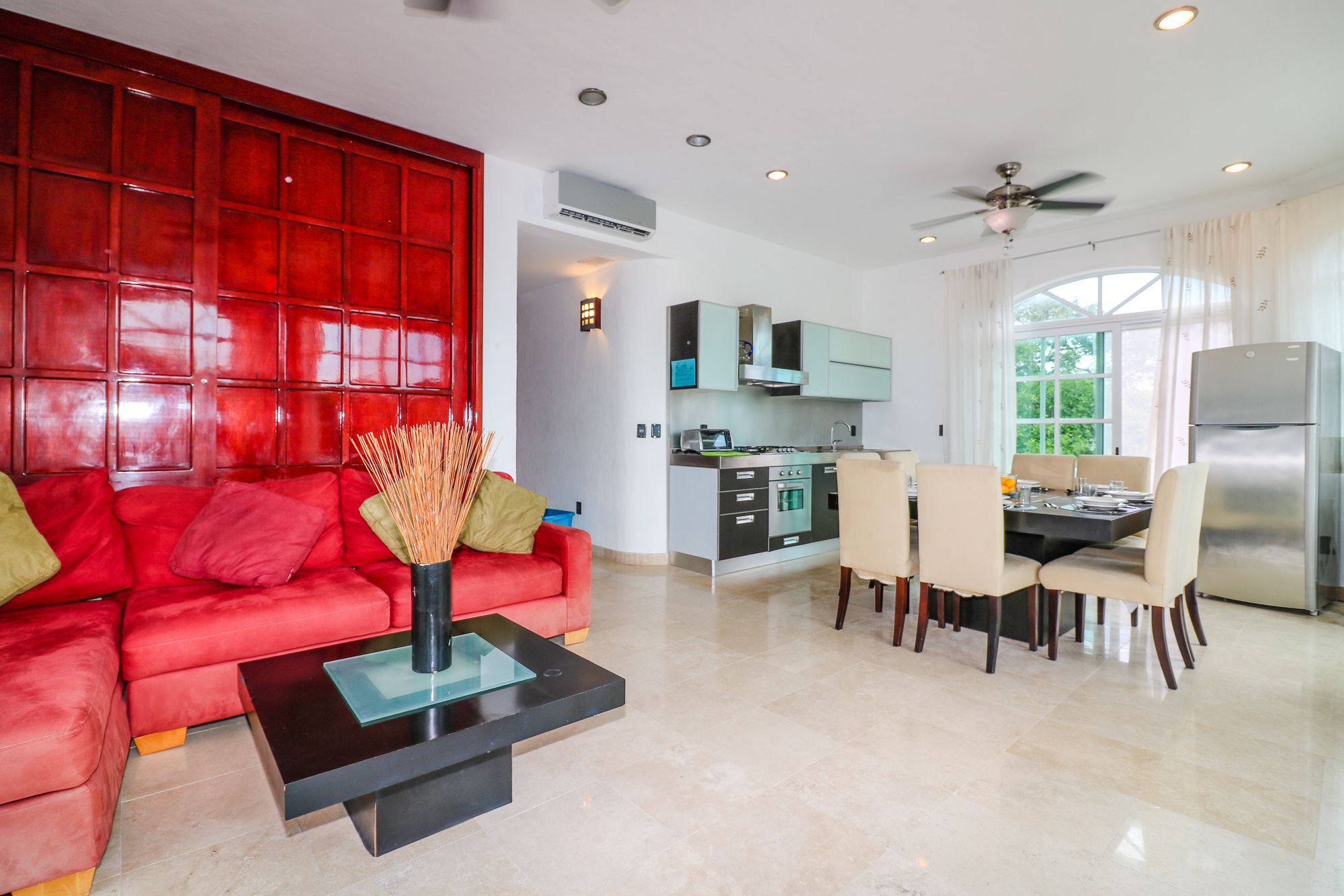 Apartment | Living area | Flat-screen TV