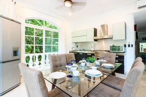 Apartamento | Servicio de comidas en la habitación