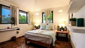 Villa | 4 bedrooms, iron/ironing board, bed sheets