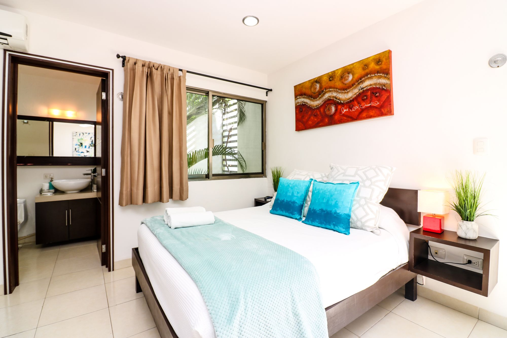 Villa | 8 sovrum, strykjärn/strykbräda och sängkläder