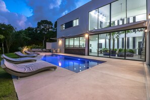 Villa | Terraza o patio