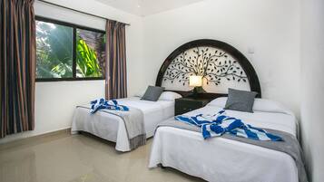 Villa | 6 habitaciones, tabla de planchar con plancha y ropa de cama