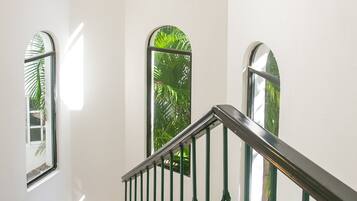 Villa | Living area | Flat-screen TV