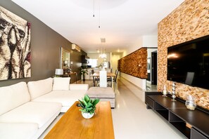 Departamento | Área de sala de estar | Televisión de pantalla plana