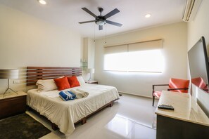 Apartment | Iron/ironing board, bed sheets - Apartment Sabbia B401 (Playa del Carmen)