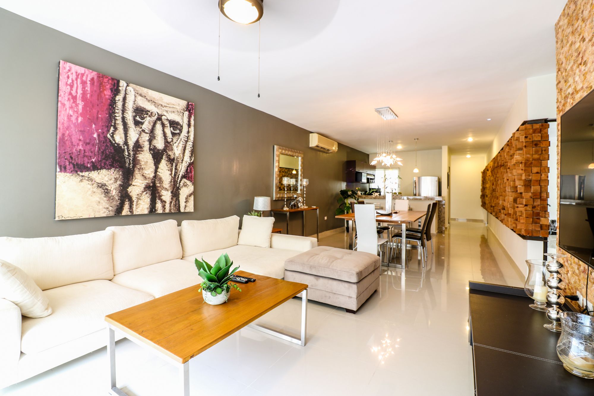 Apartemen | Area keluarga | TV layar datar