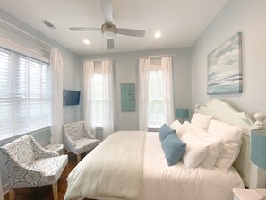 4 bedrooms, iron/ironing board, free WiFi, bed sheets