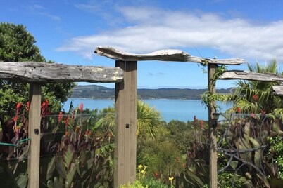 MUDBRICK BARN MUDENZA VU