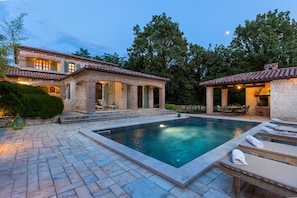 Outdoor pool, a heated pool