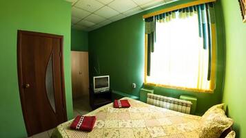 Standard Double Room | Seterika/papan seterika, Wi-fi percuma, cadar katil
