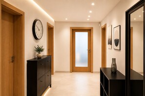 Luxury-Suite, 2 Schlafzimmer, Küche | Individuell dekoriert, individuell eingerichtet