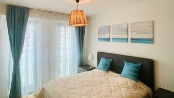 Appartamento Signature, 2 camere da letto, accessibile ai disabili, vista città | 2 camere, con stile personalizzato, con arredamento individuale