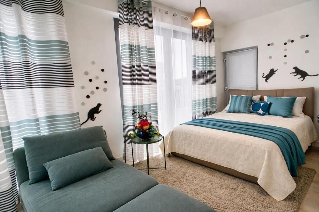 Signature Apartment, 2 Bedrooms, Accessible, City View | Extra beds