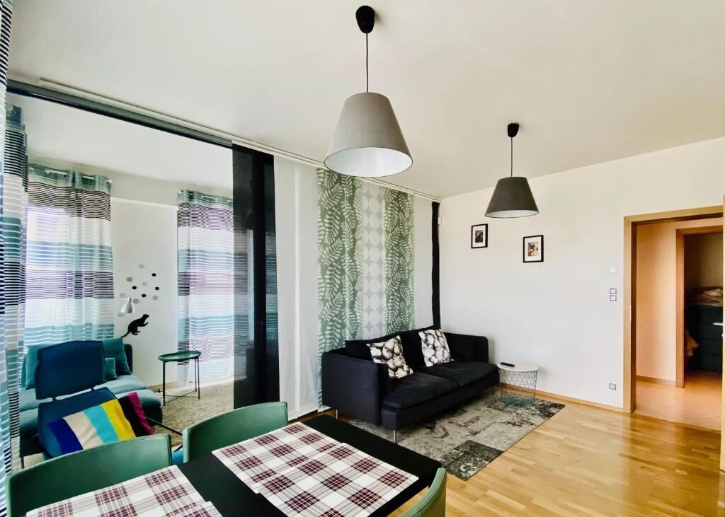 Apartamento com design assinado, 2 quartos, acessível, vista para a cidade | Individualmente decorados, individualmente mobiliados