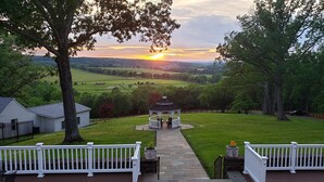 Exterior - The Manor at Courtland Farm (Leesburg)