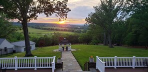 Exterior - The Manor at Courtland Farm (Leesburg)