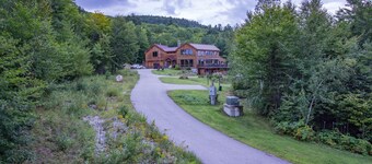 Gated 40 acre Animal Farm w/best mountain views in N. Conway
