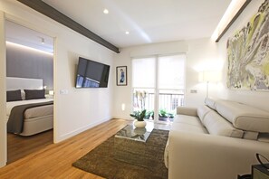 1 slaapkamer, een kluis op de kamer, een strijkplank/strijkijzer