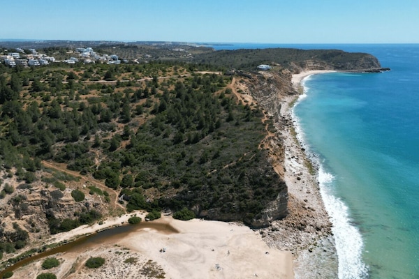 Baco Do Rio Beach QDF top left Cabanas Velhas beach