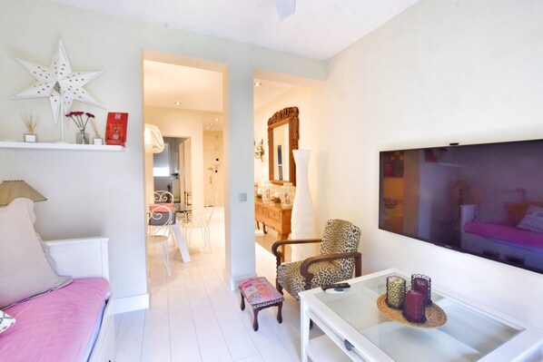 1 bedroom, Internet