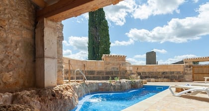 Ca Nostra - Beautiful townhouse with pool in Algaida