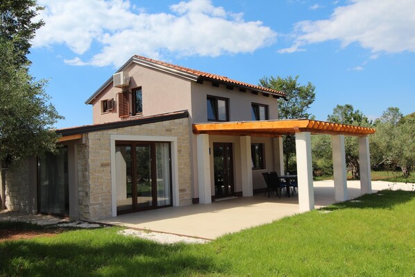 Exterior - CUVI Holiday House with Garden (Rovinj)