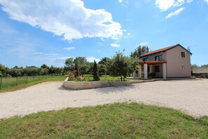 Property grounds - CUVI Holiday House with Garden (Rovinj)