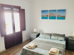 3 bedrooms, iron/ironing board, free WiFi, bed sheets - Old town house of Peñíscola, next to Bufador (Peníscola)