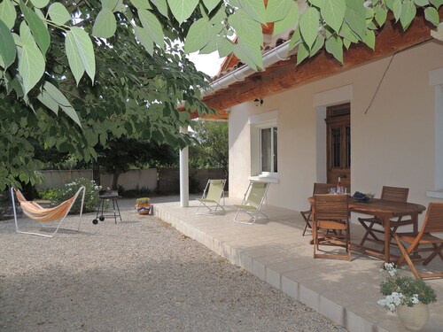 Unabhängige Villa in der Nähe von Mont Ventoux 3 Schlüssel Urlaub in Carpentra