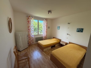 2 bedrooms, iron/ironing board, travel crib, free WiFi