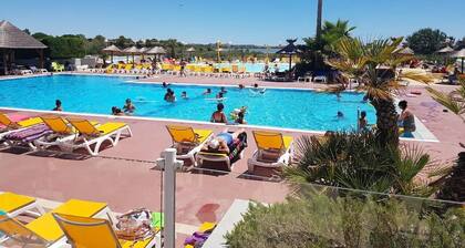 Mobile home 43 m2, 3 Bedrooms, fully equipped, linen included, near beach