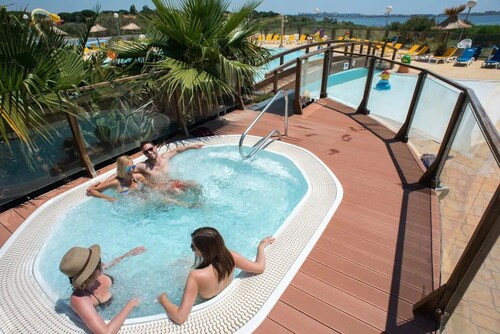 Mobile home 43 m2, 3 Bedrooms, fully equipped, linen included, near beach