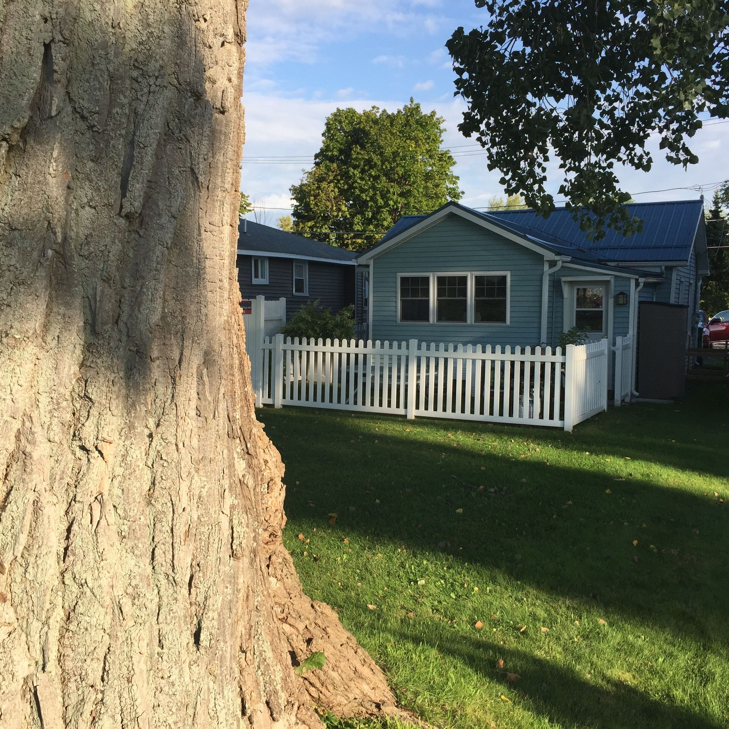 A Little Peace at the Point. Enjoy the best of The Point - all walking distance!