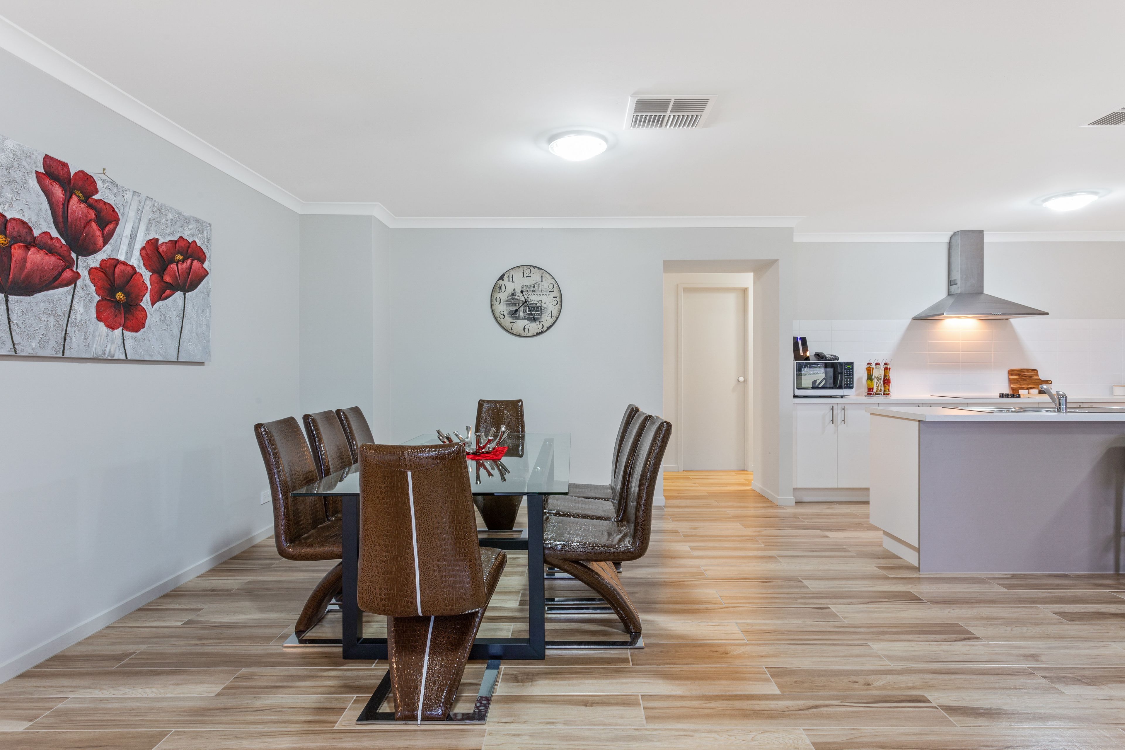 Bulla Hill Villas- Melbourne Airport — image 21