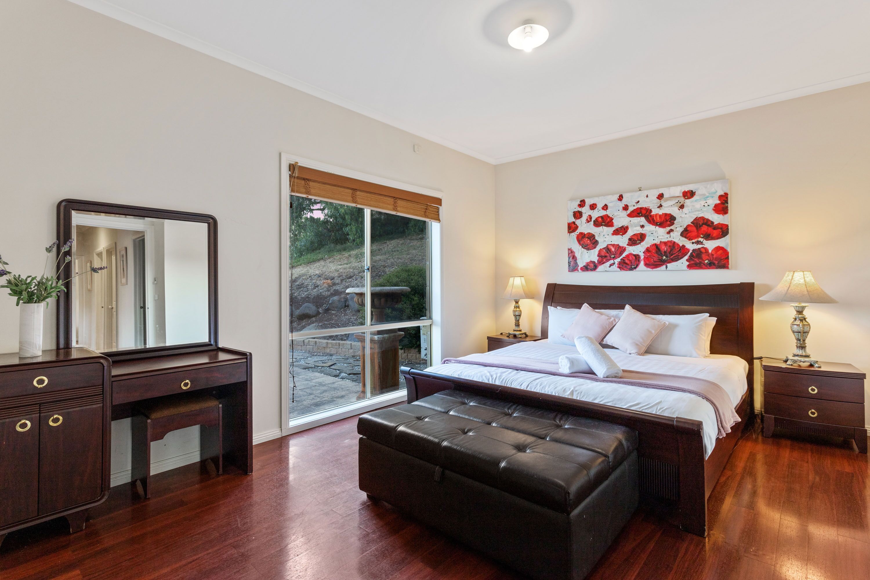 Bulla Hill Villas- Melbourne Airport — image 13