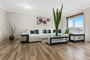 Interior detail - Bulla Hill Villas- Melbourne Airport (Bulla)
