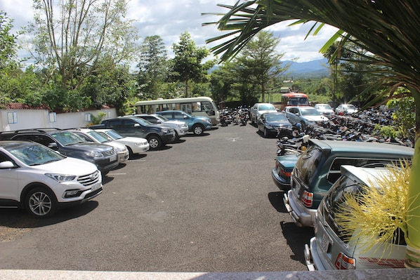 Free self parking