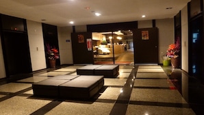 Unclassified image, 5 of 49, button - Honest & Warm Hotel (Taoyuan City)