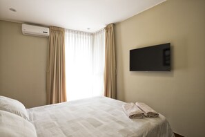Apartment, 2 Bedrooms, Private Bathroom
