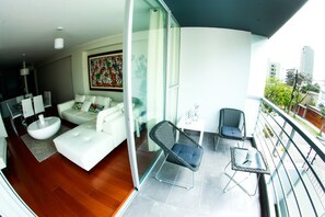 Apartment, 3 Schlafzimmer, Nichtraucher, eigenes Bad | Terrasse/Patio