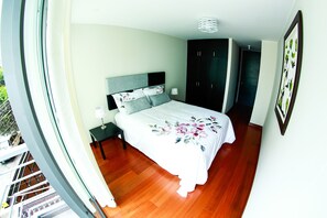 Apartamento, 3 habitaciones, no fumadores, baño privado | Ropa de cama de alta calidad, edredones de plumas, wifi gratis