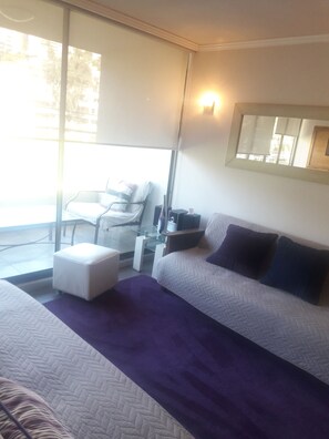 TV de tela plana, DVD player