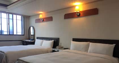 King Lo Tung Hotel