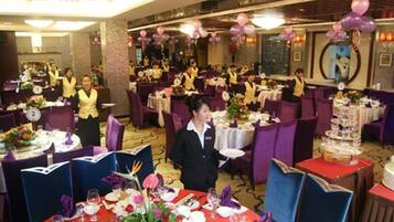 Desayuno buffet (CNY 48 por persona)